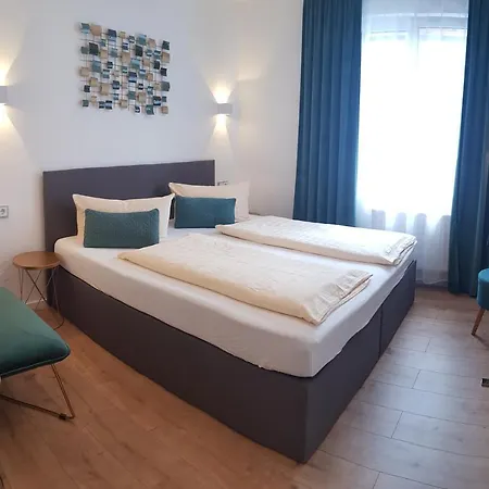 - West Affittacamere